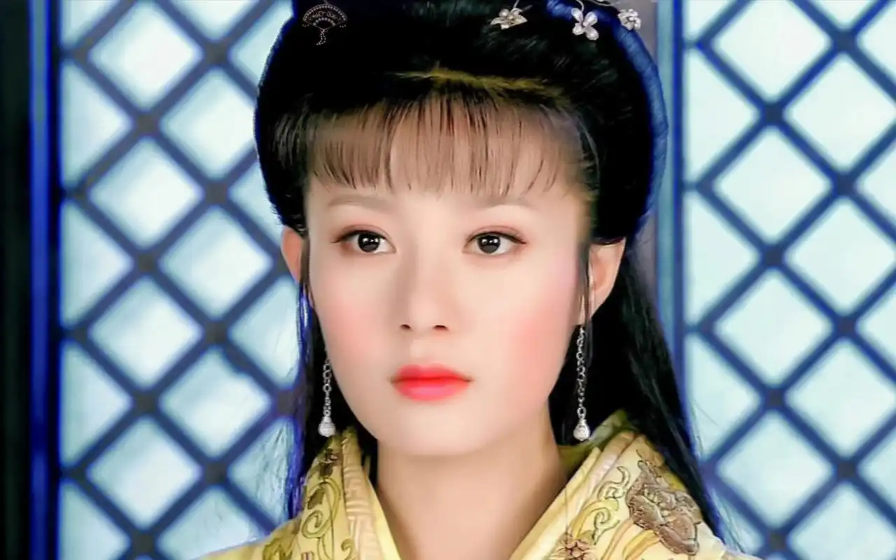 古装水灵婉约内地女演员(邬靖靖)