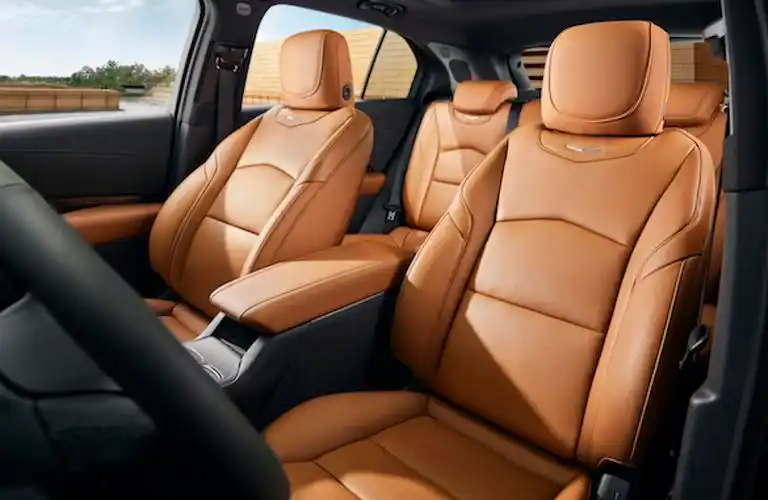 新贵驾到全系升级轻混动新款凯迪拉克xt4上市售价2617万起