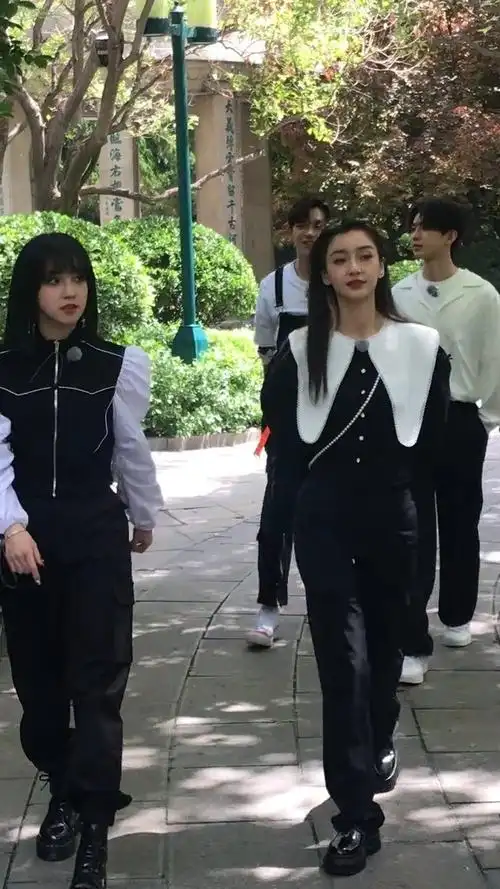 宋雨琦颜值一点也不比angelababy差