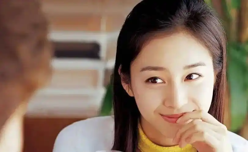 原创国外第一美女金泰熙零整容超级女学霸她的人生有多完美