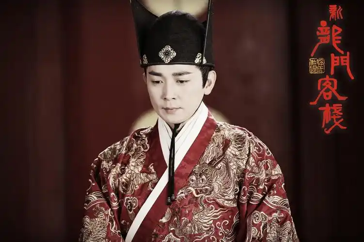 保剑锋《新龙门客栈》戏份杀青 上演眼神"双"杀