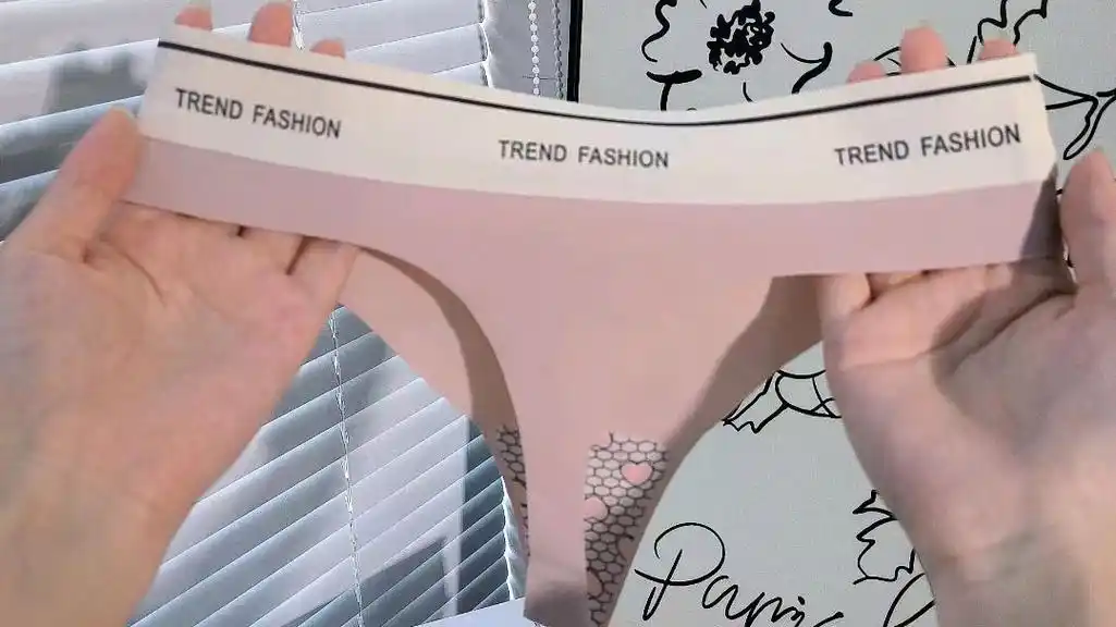 时尚大揭秘:中国十大知名品牌内衣,让你在床上外拥有最佳秀场!