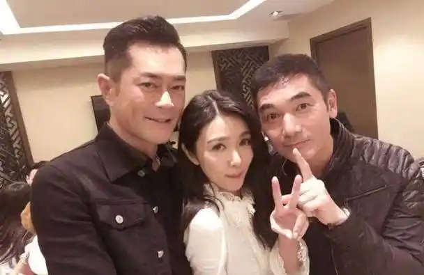 第一次见古天乐玩美颜自拍,他其实没那么黑_肤色_口碑_写真