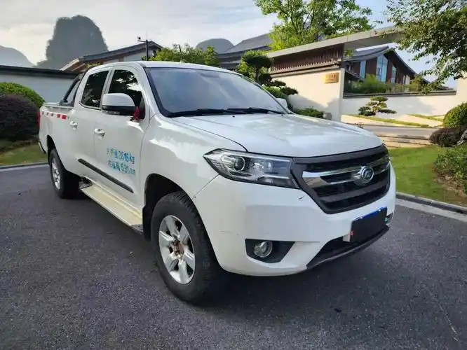 19年上牌福迪雄蛳f22,2.8t柴油四驱皮卡,豪华大双排, - 抖音