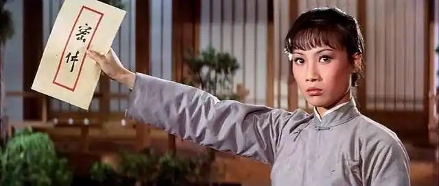 巾帼不让须眉浅谈华语武侠电影中的倩影侠姿