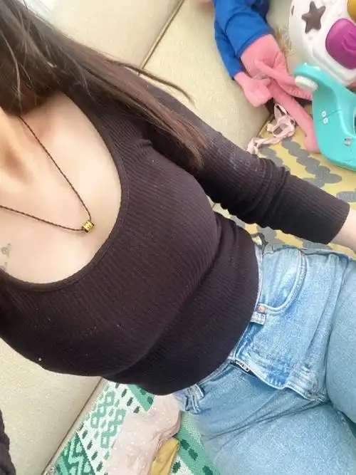 胸太塌了 真的想去隆个胸 或者做个胸部提升 有没有好的推荐的