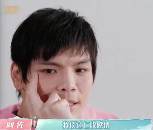 回顾精明的应采儿为何不嫁向佐而选择大16岁家世一般的陈小春