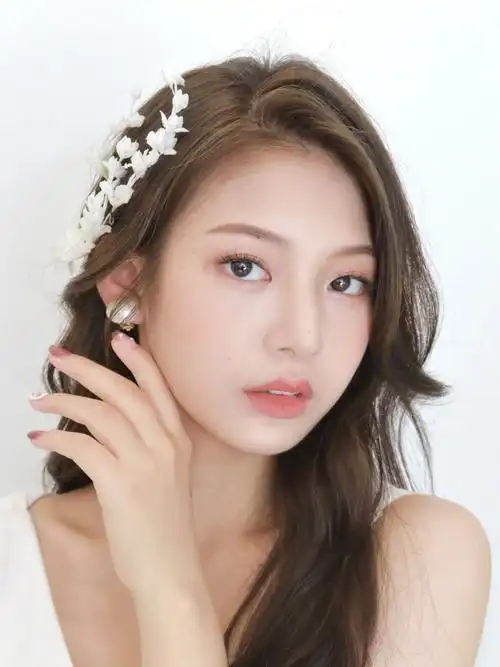 新娘造型看起来高级且干净的韩式妆容