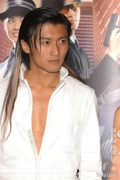 p>谢霆锋,1980年8月29日出生于中国 a target="_blank" href="/item