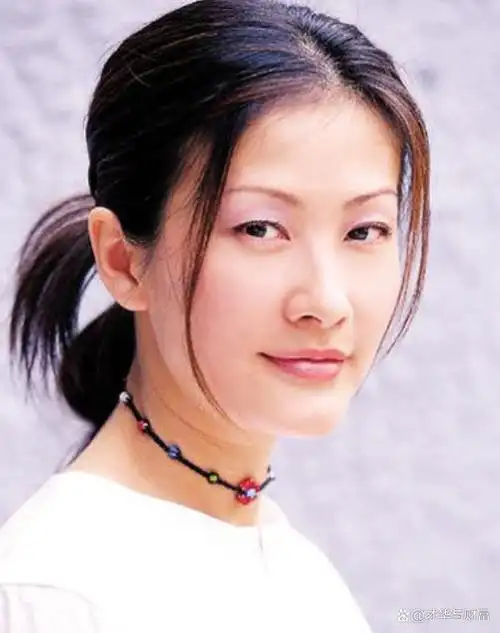 香港女神陈慧珊可真美丽哦