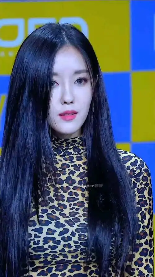 就是一个普通的豹纹阿姨#朴孝敏