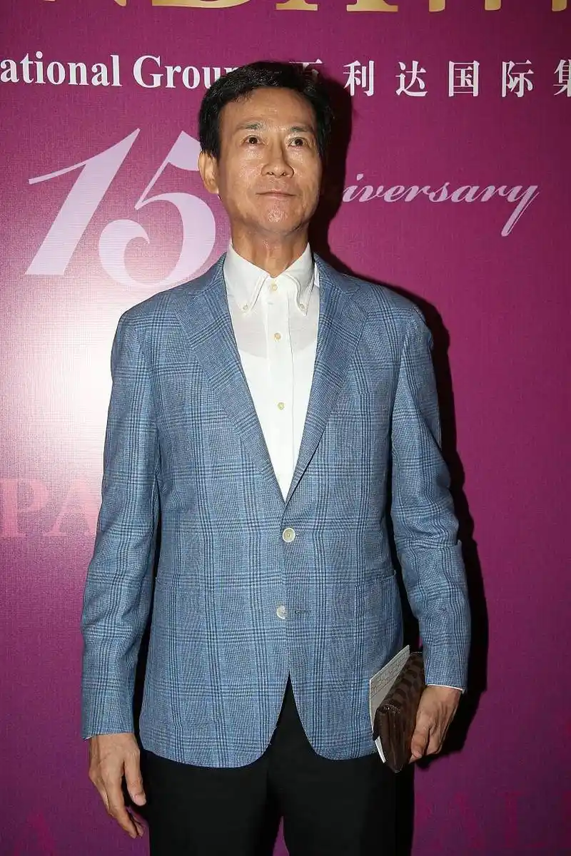 10月2日,郑少秋上了热搜,然而,这一次,并不是因为帅气的外表,风流