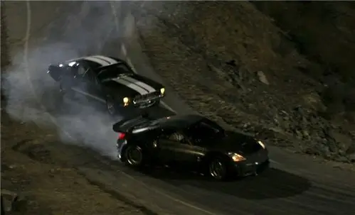 到第4部多米尼加抢劫油罐车,最后墨西哥山洞飙车