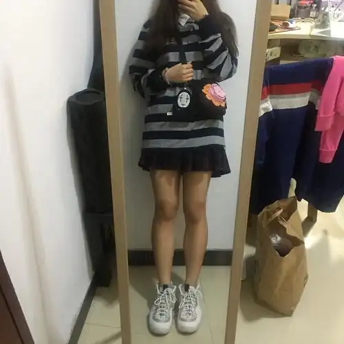 拍一张的习惯国足小腿无疑 是真的肌肉腿 身高170cm 从150斤减到110斤