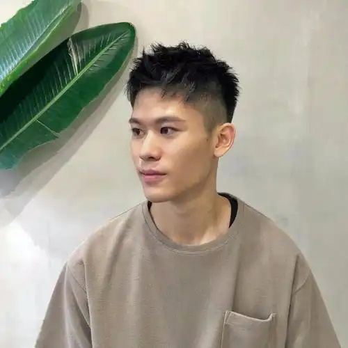 《青春纪录》男主角发型盘点,朴宝剑新发型被网友赞爆:"帅出新高度!