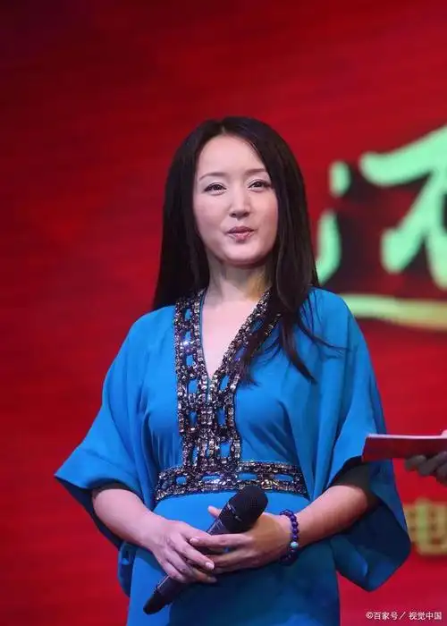 自给自足的杨钰莹,一点也不落魄