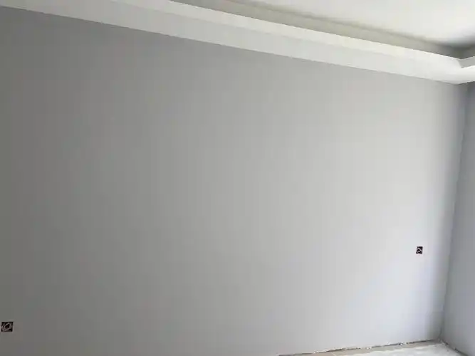 家里刷的浅灰色乳胶漆感觉偏蓝怎么办