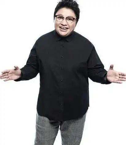 韩红称年轻时颜值堪比校花本以为是开玩笑看到18岁照片我信了