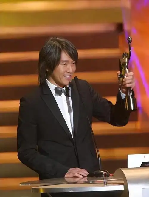 周星驰为新片女足海选星女郎5要素曝光被质疑烂片