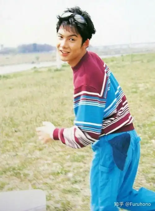 你见过最美的回眸一笑是什么样的?