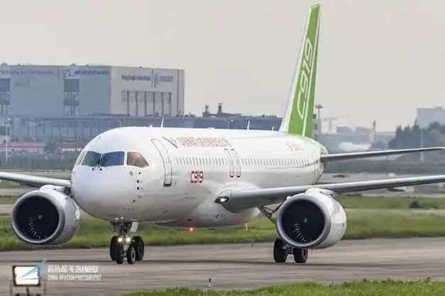 c919飞机如今好消息接二连三,当然在此次新加坡航展上,波音一架民航