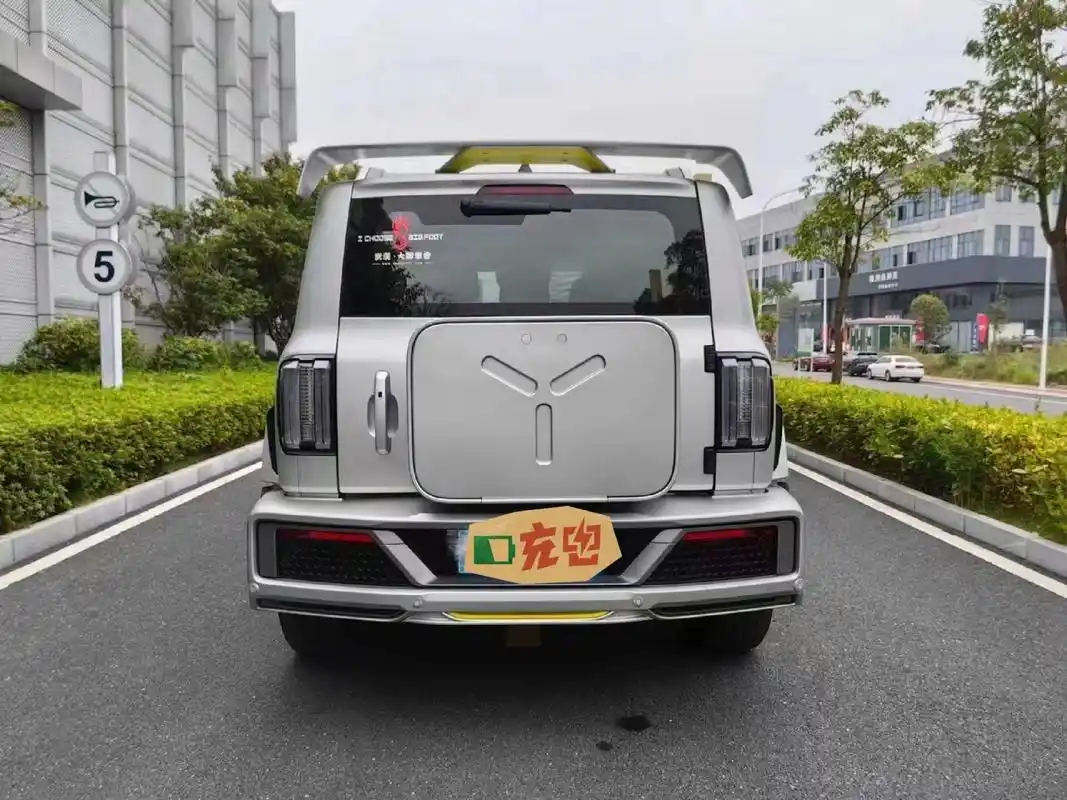 坦克300赛博朋克 买入22年坦克300 赛博朋克版, 3万公里 原版原漆