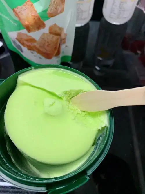 运动之后来碗冰淇淋解渴