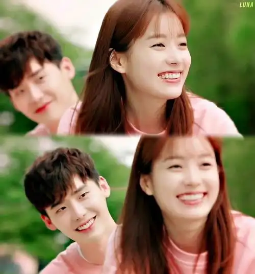 有人磕过韩孝周x李钟硕吗