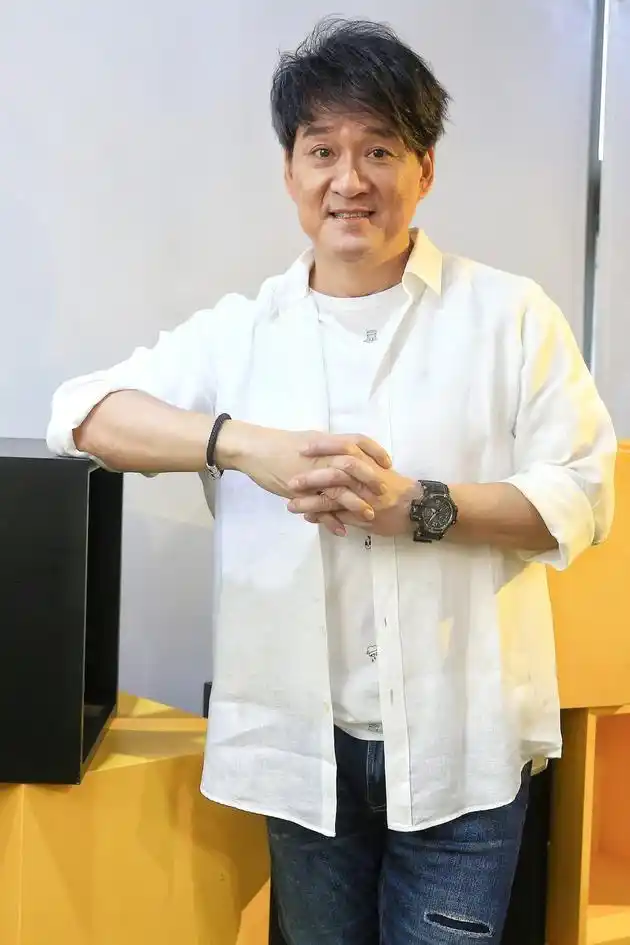 周华健曾因压力大出现失声状况靠安眠药缓解失眠