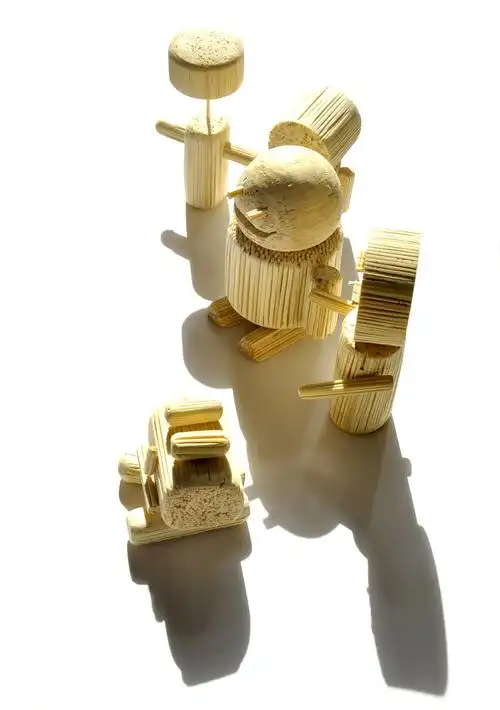 旧作整理:大二手工牙签小机器人