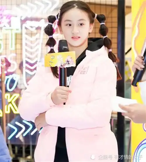 森碟还是一个没长大的小女孩,而之所以导致这个的原因,就是因为田雨橙