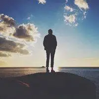 男人头像成熟稳重大海_微信头像图片大全