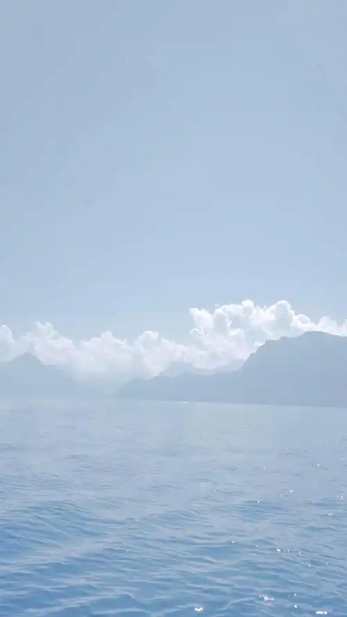 蓝色治愈系小清新大海天空壁纸