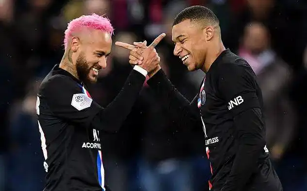 前曼联大将:内马尔和姆巴佩今夏都不会离开巴黎