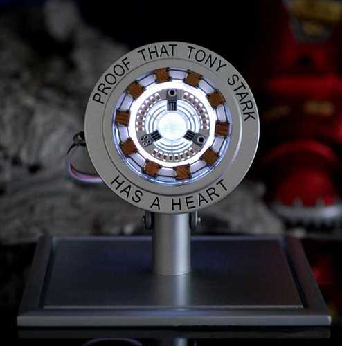 新款复联钢铁侠合金反应堆模型mk2二代心脏胸灯diy拼装手办珍藏摆