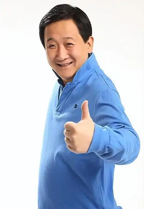 梁天:从"无用武之地"到成功作家梁天,一个名字或许不为人知,但提到"