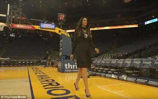 美国女巨人身高2米拒婚前性行为35岁仍处女