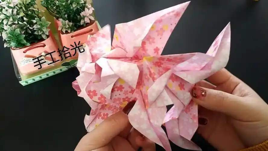 浪漫的玫瑰折纸花球做法简单一学就会关键漂亮女生都喜欢