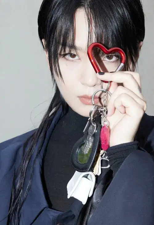 周笔畅3d多维风衣##周笔畅袖子富翁