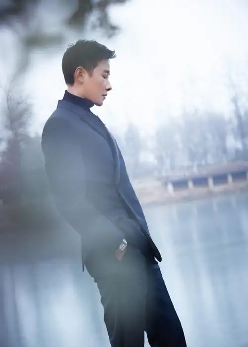 罗晋2020国剧盛典帅气图片写真