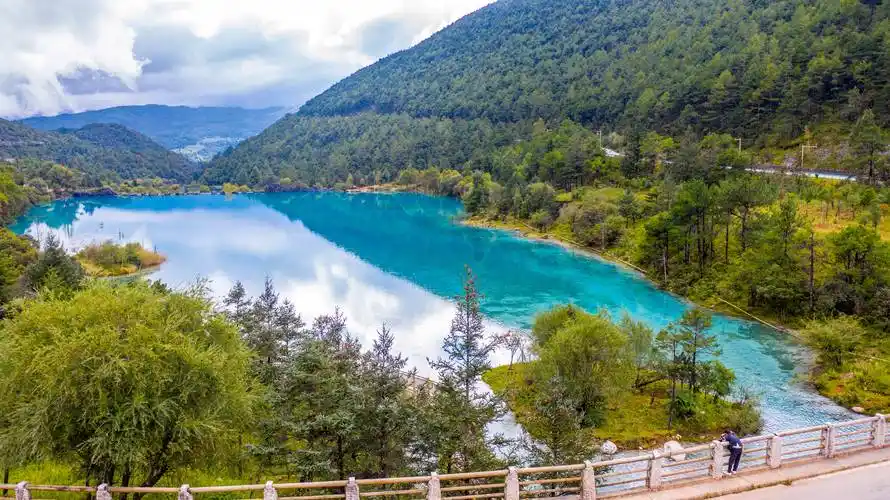 梦幻蓝月谷_丽江