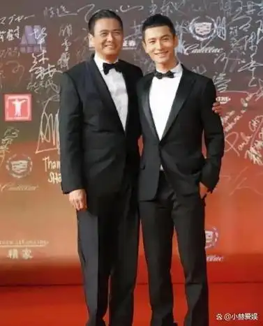 周润发身高不到一米八与黄晓明同框对比到底是谁说了谎