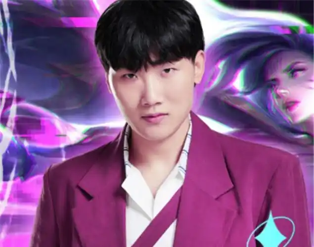 伞皇穿女装开播,一番话却说得正气凛然:有一类举动算不上真男人_高清