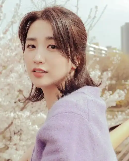 韩女星朴河宣自曝起诉的恶意网友里不仅有大学教授,还有老爷爷!