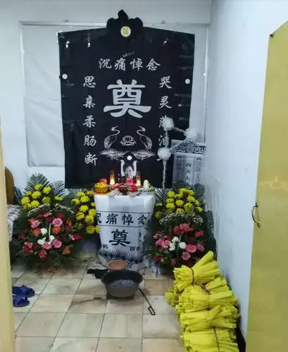 本相册记录了老妈妈生病到去世的点滴,2018.7.20日住院,2018.10.