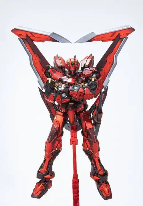 头部长犄角,大剑红异端高达模型_红色_改造_造型