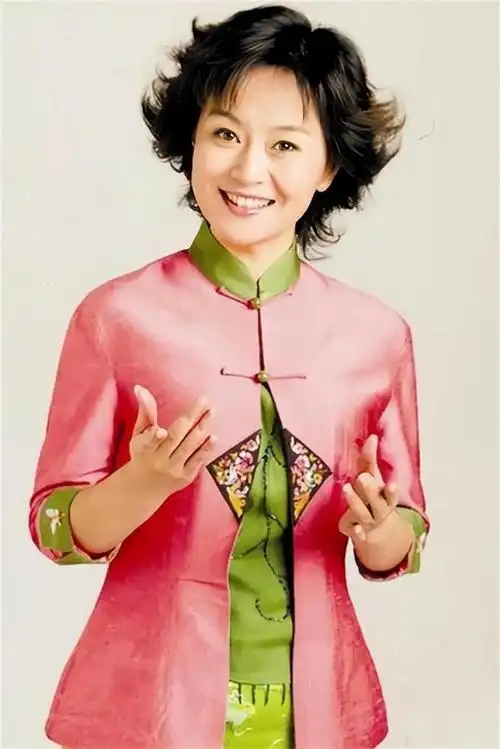 回顾鞠萍:再婚中找到幸福,如今儿子成她骄傲|董浩|杨硕|小说家|儿童