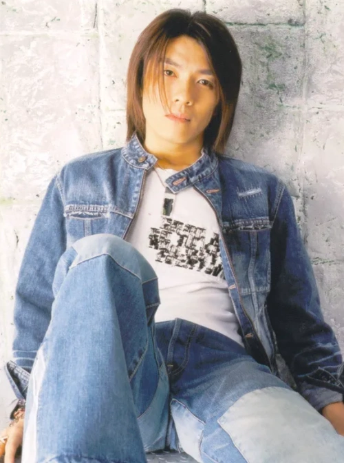 当年爆红的阿杜,为什么消失不见了?