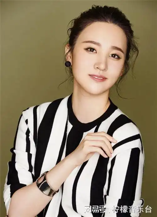 90后 江苏徐州女演员刘筱筱