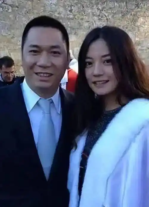 47岁的赵薇,一切都结束了!_黄有龙_夫妇_资本